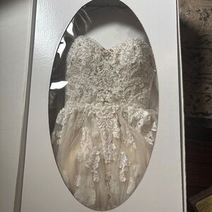 Essence of Australia Wedding Gown